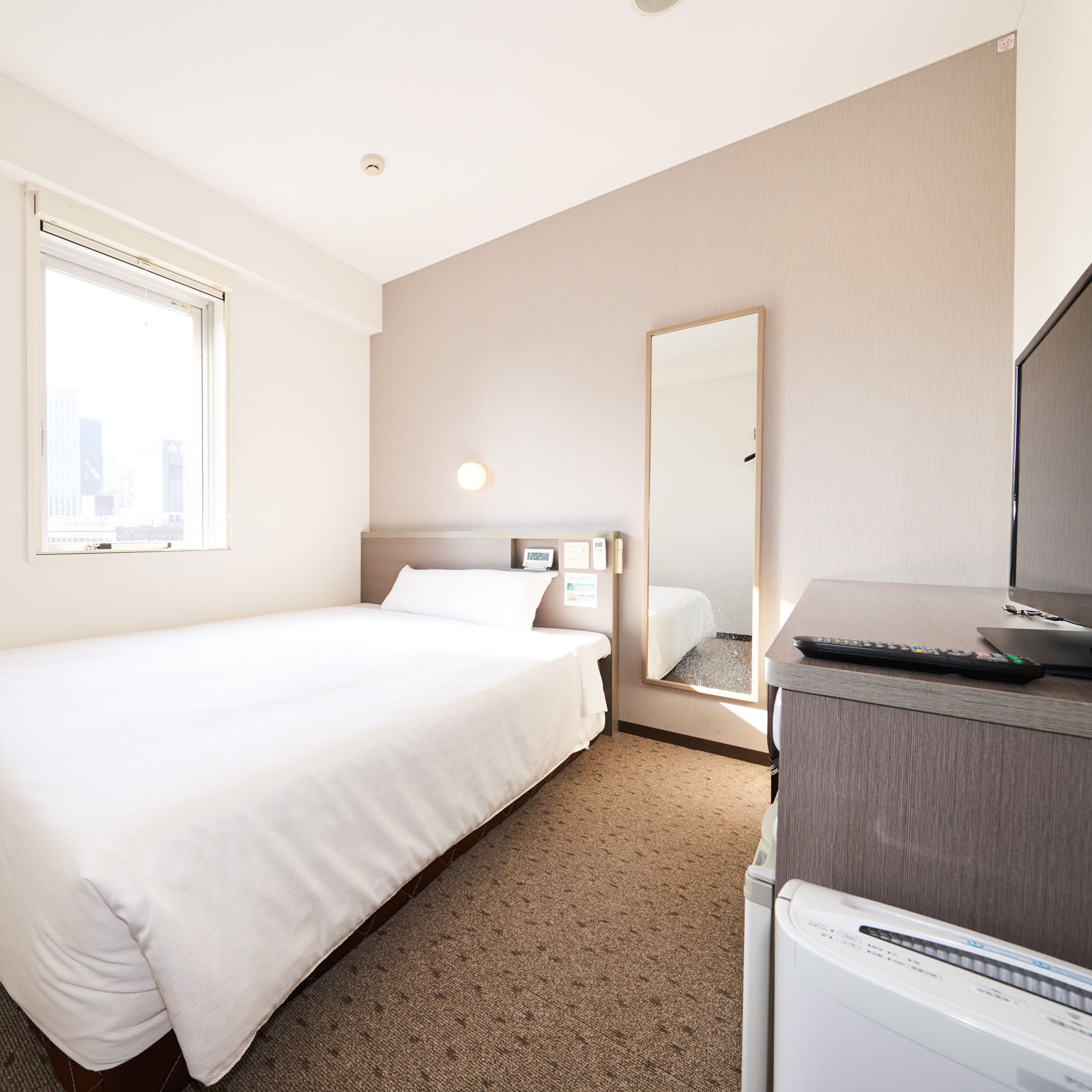 Super Hotel Tokyo (Nihonbashi Mitsukoshimae)