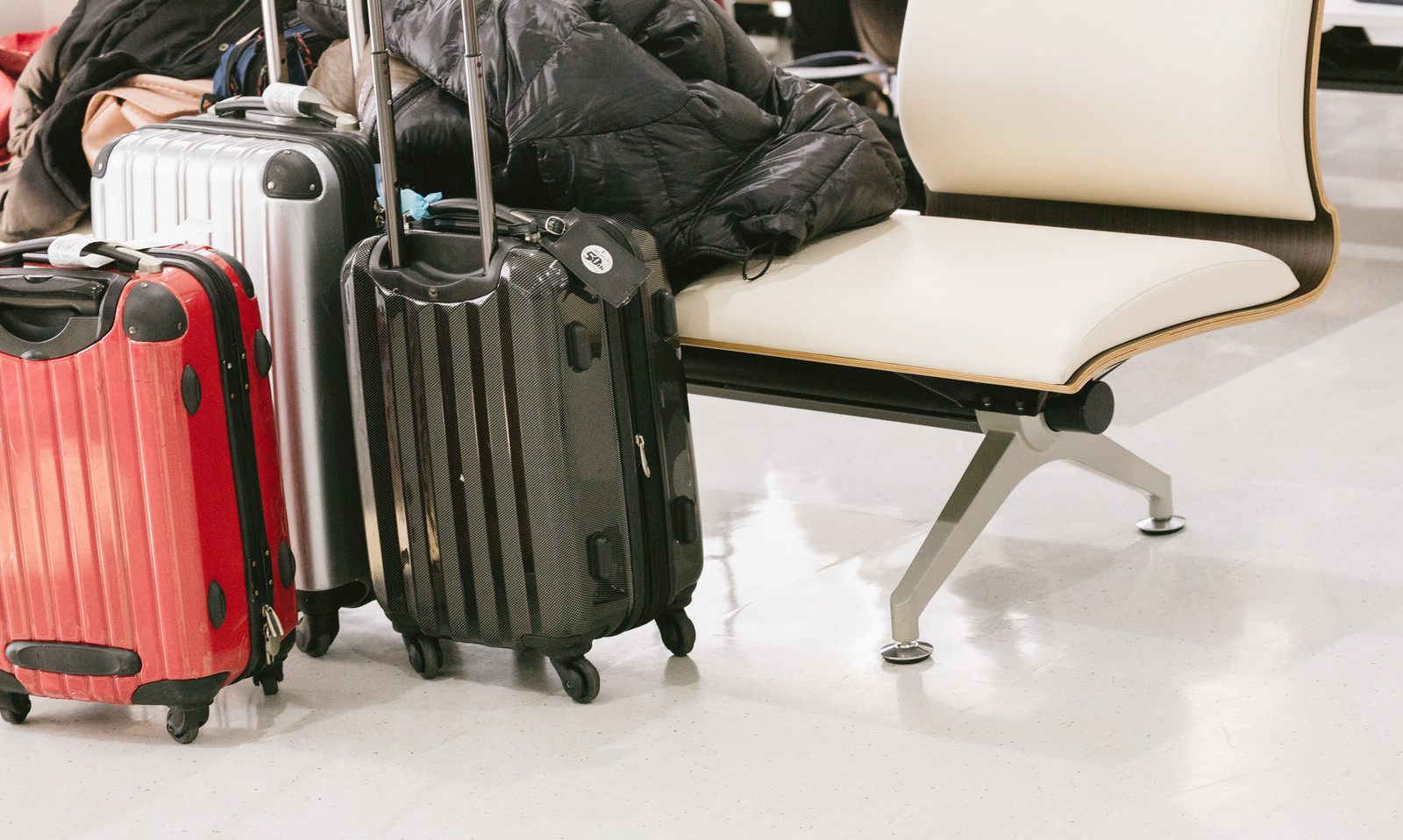 海外旅行の航空チケットより税金・燃料チャージの方が高いという謎。 海外旅行の航空チケットより税金・燃料チャージの方が高いという謎。