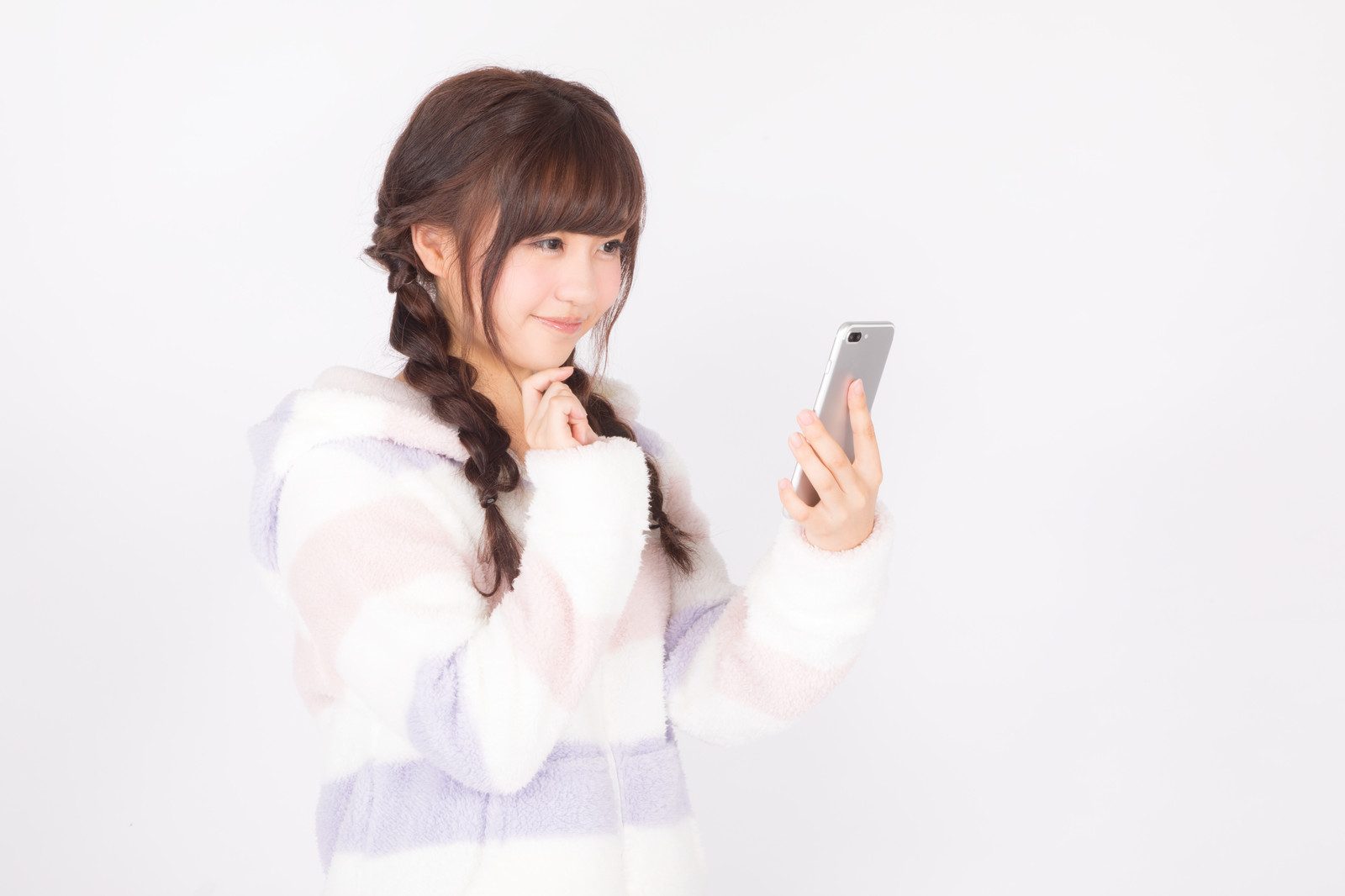 ツィッターのアカウントを凍結されて、SNSを引退する事に決めた。