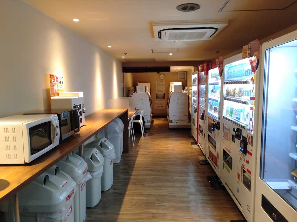 新宿区役所前カプセルホテル 新宿区役所前カプセルホテル